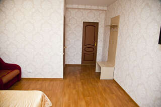 Гостиница «Маленькая Италия» Лермонтово Двухместный номер с 1 кроватью или 2 отдельными кроватями-5
